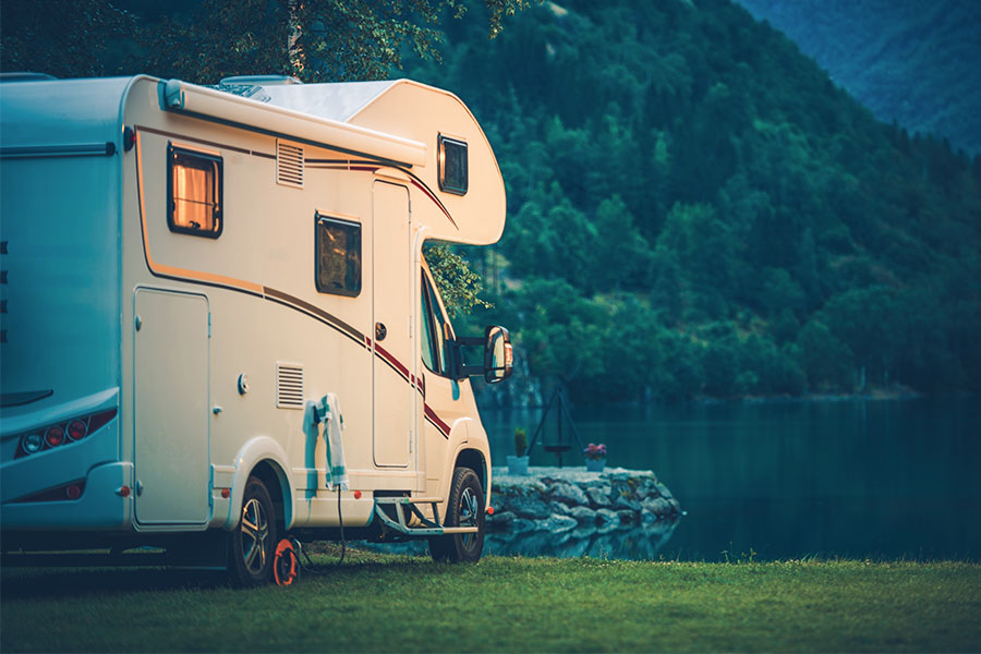 RV recharging its lithium battery